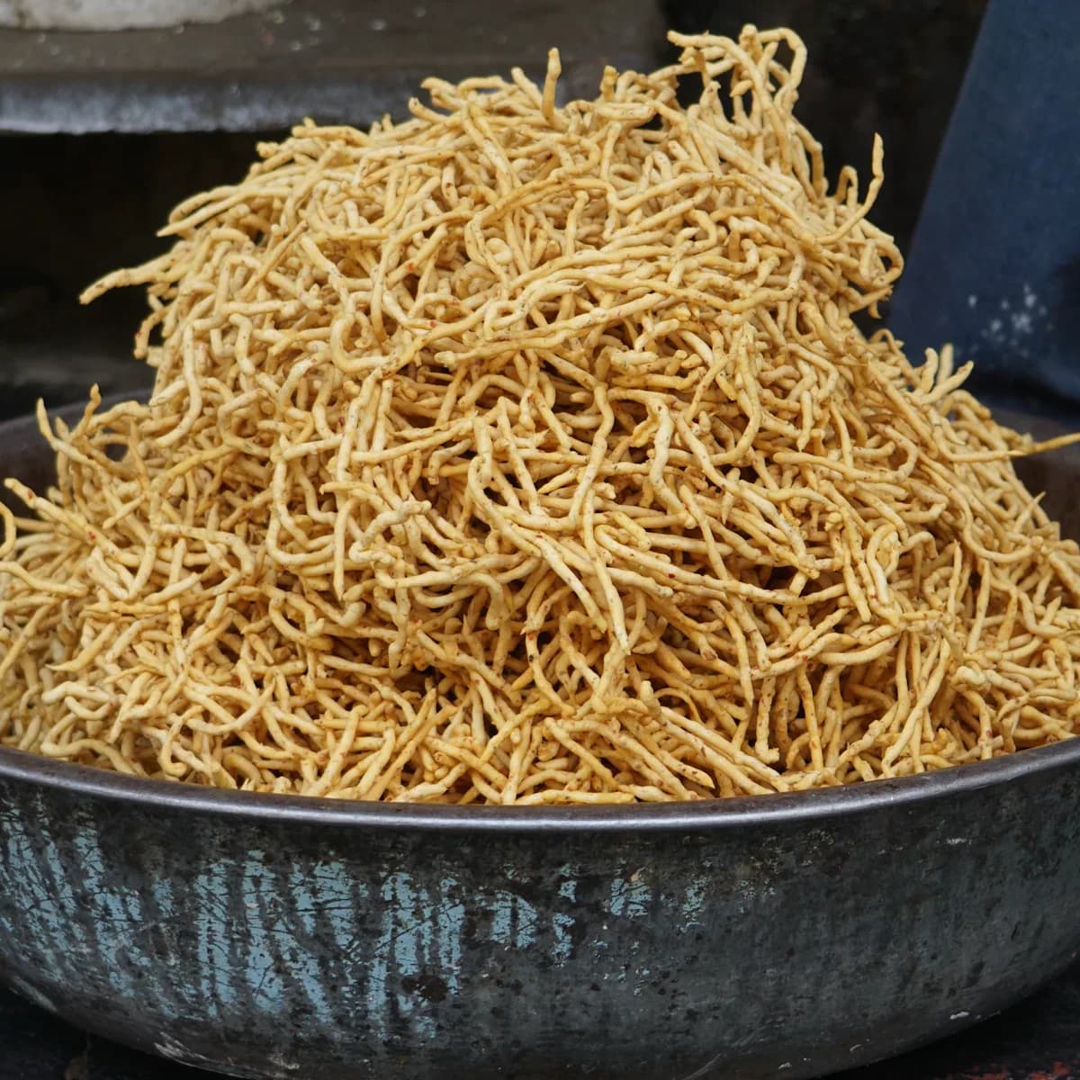 Heap of crisp aloo bhujia sev