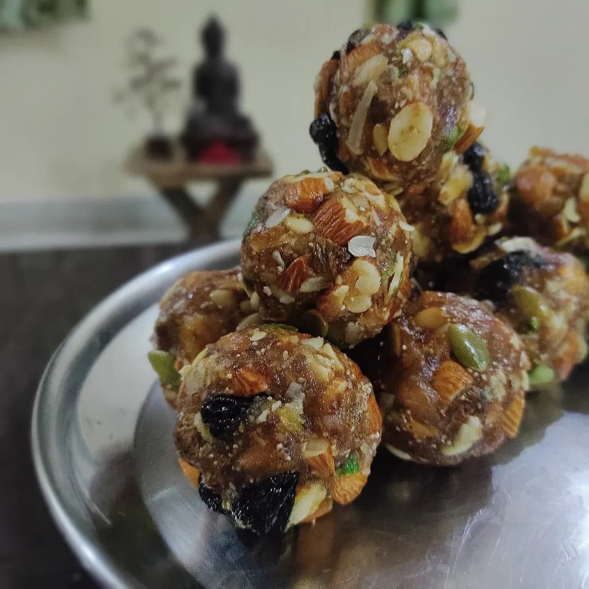 Dry fruit laddoos packed with dates, almonds, cashews and raisins
